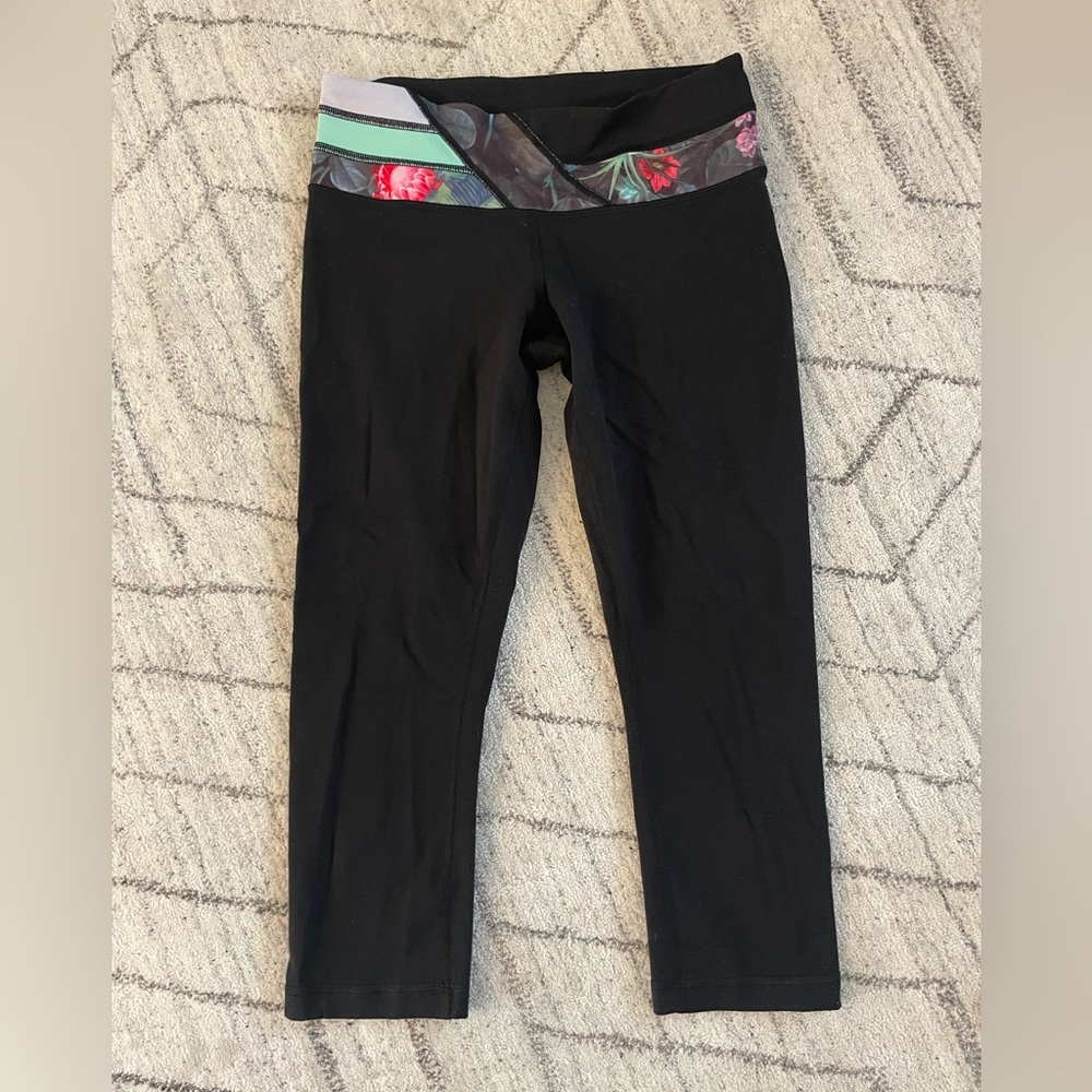 Lululemon crop leggings